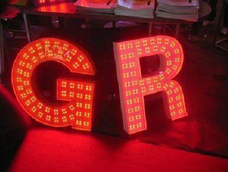 藤县LED发光字有哪些优势？